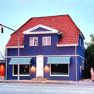 'blue House' In Vintage Villa&garden Copenaghen