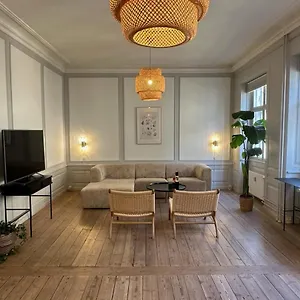 The Admirals - 1 & 2 - Carolinas Apartment