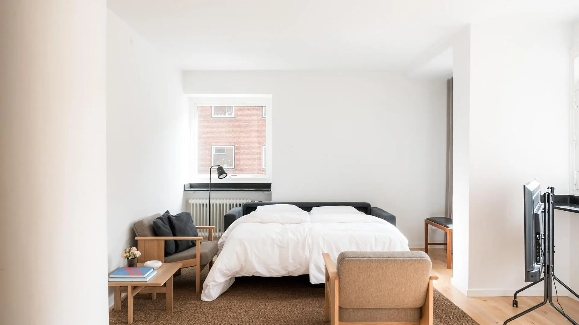 Queens Courtyard By Daniel&Jacob'S Copenhagen Apartment